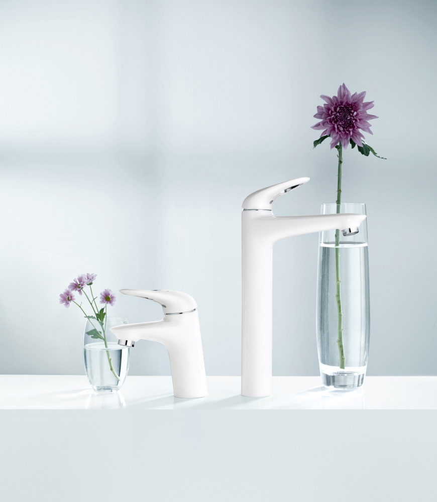 Смеситель для раковины Grohe Eurostyle 33558LS3 белый