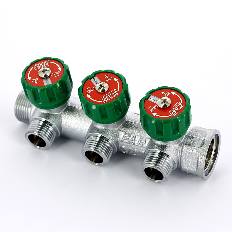 Коллектор с регул. вентилями 3 вых. 3/4" х 1/2" плоское упл. FAR